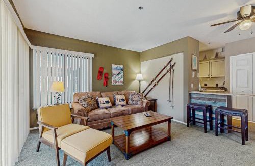 Tahoe Village Apartment | Stateline Serenity