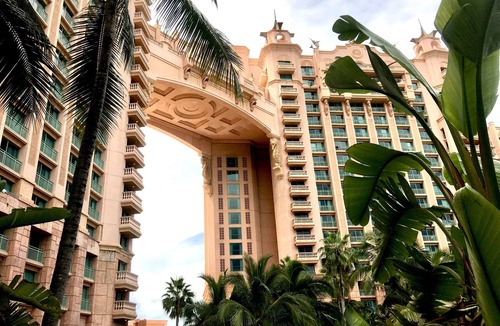 Paradise Island Villa | Steps from Atlantis Waterpark + Passes for 10 Guests at Harborside Resort