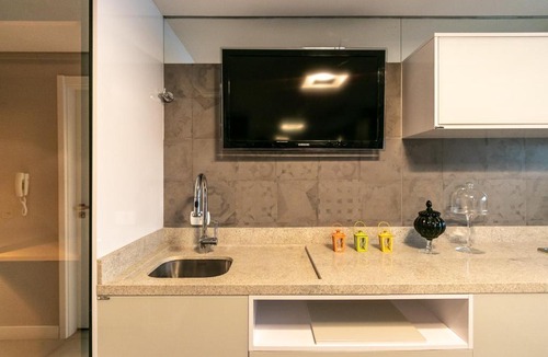 Reboucas Apartment | Studio Charmoso Central - 7th003