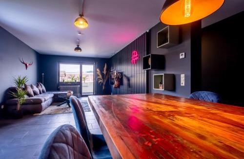 Alt-Durlach Apartment | Studio Fayence - EMMA, Netflix, WiFi, Workspace