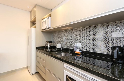 Reboucas Apartment | Studio Manhattan - Central - 7th005