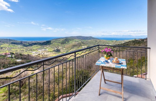 Laureana Cilento House | Stunning home in Laureana Cilento