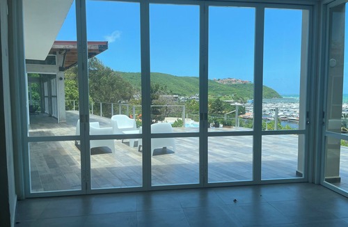 Fajardo House | Stunning ocean front villa with pool and power generator. 10min drive to beach