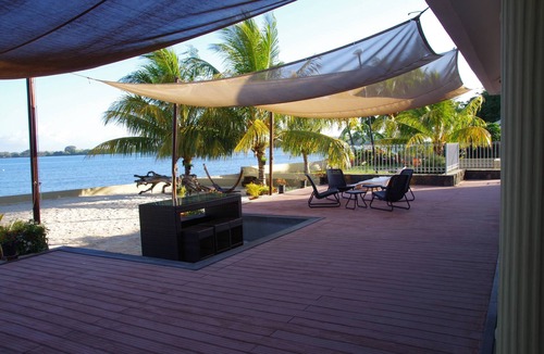 Port Louis Villa | Superb Villa, Beachfront, Private Pool, Sunset