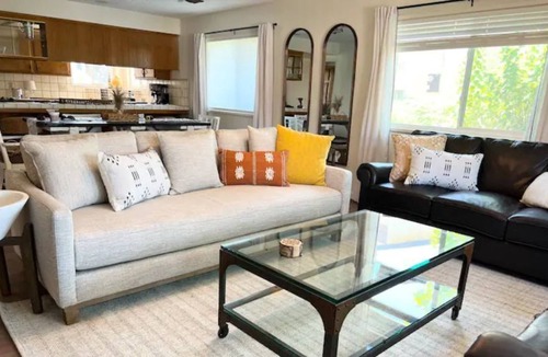 Tehachapi House | Tehachapi Home Away From Home plus Hot Tub