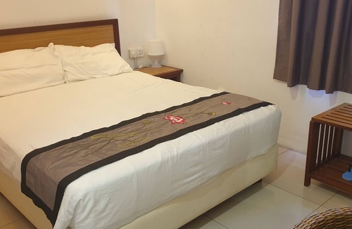 Downtown George Town Hotel | THE CENTURY RESIDENCE HOTEL