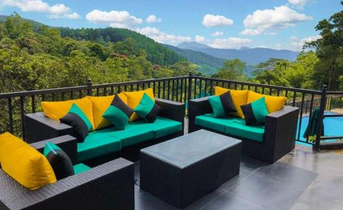 Kandy Bed & Breakfast | The Grand Hills