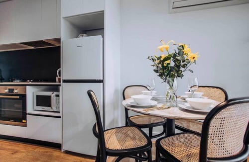 St. Kilda East Apartment | The Star of St Kilda