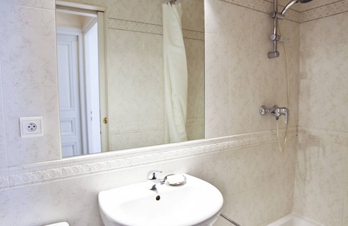 8th Arrondissement Apartment | Two Bedrooms Flat Close Place Vendome