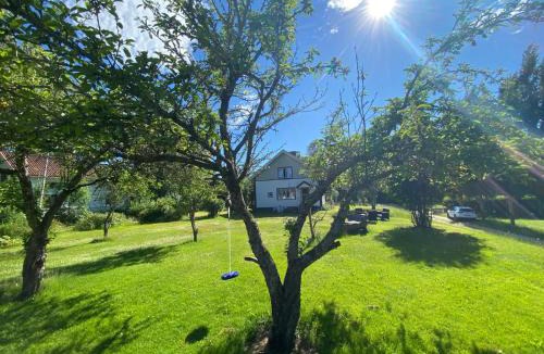 Eksharad House | Urlaub auf dem Hergard Västra Tönnet