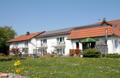 Heilbad Heiligenstadt House | Urlaubspension 'Hohes Rott' und Apartmenthaus