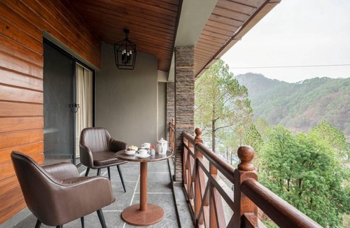Shyamkhet Villa | Villa ∙ 3 bedrooms ∙ 8 guests