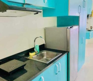 Downtown Cebu Apartment | Villahermiastaycation Cebu The Persimmon Studio