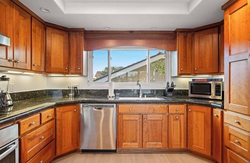 Irvine Business Complex Apartment | Waterfront Retreat with Stunning Views & Modern Co