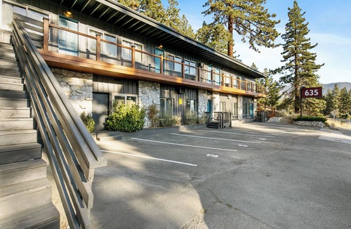 Zephyr Cove Apartment | Zephyr Cove Unit 8