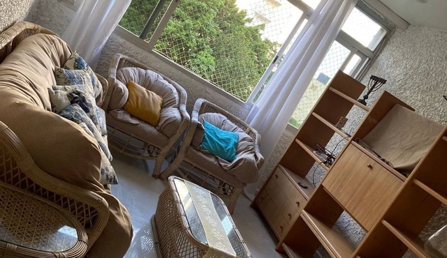 1 block from the beach, Excellent area, comfortable for 6 people