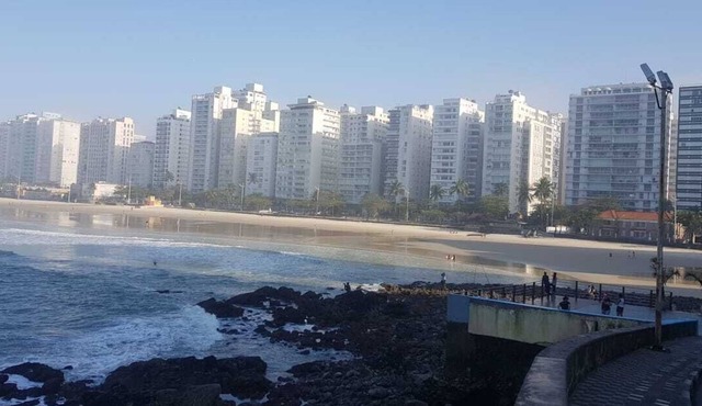 Pitangueiras Beach - 50 Meters from the Sea - Beachfront - Beach Service - 3 Suites - Wi-Fi