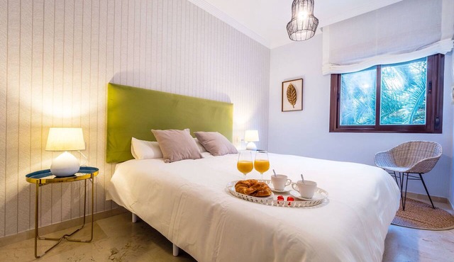 Sunset Malaga Apartments - Colon