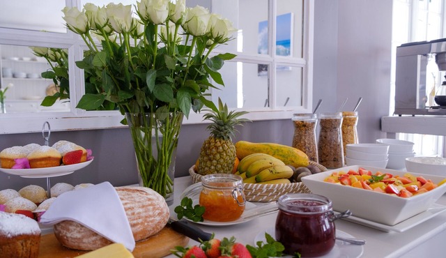 White Lodge Constantia Guest House