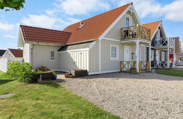 102 m² House ∙ 3 bedrooms ∙ 8 guests