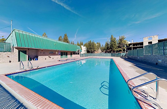 Boulder Condo S