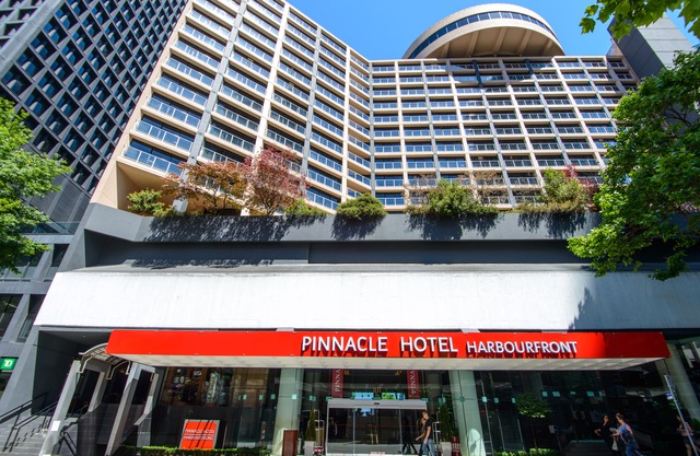 Pinnacle Hotel Harbourfront
