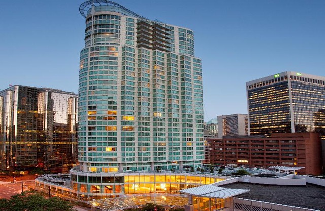 Vancouver Marriott Pinnacle Downtown Hotel