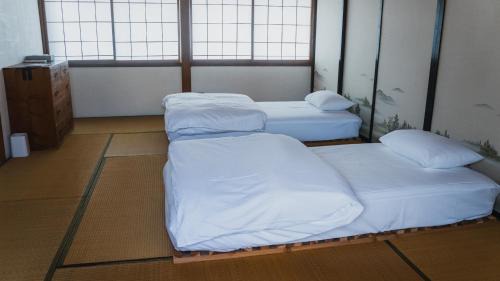 Nikaho Hostel | ゲストハウス麓〼-Rokumasu