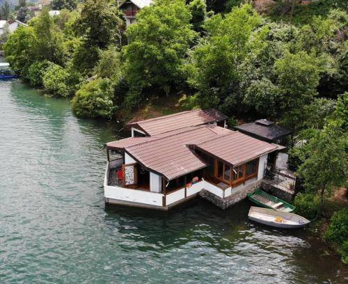 Konjic House | 119 m² House ∙ 1 bedroom ∙ 4 guests