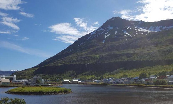 Seydisfjordur Bed & Breakfast | 20 m² Bed and breakfast ∙ 3 guests