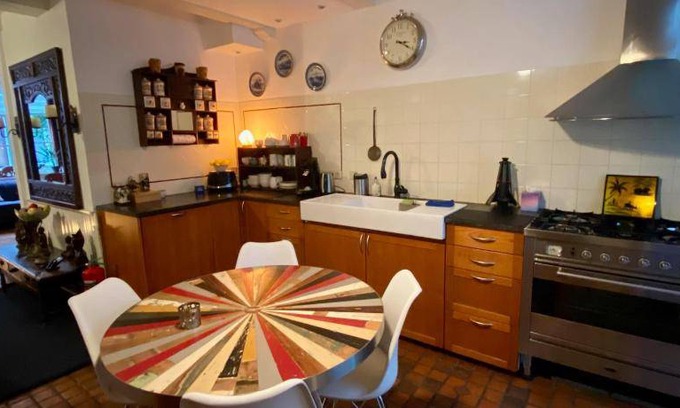 Grachtengordel-West Bed & Breakfast | 21 m² Bed and breakfast ∙ 2 guests