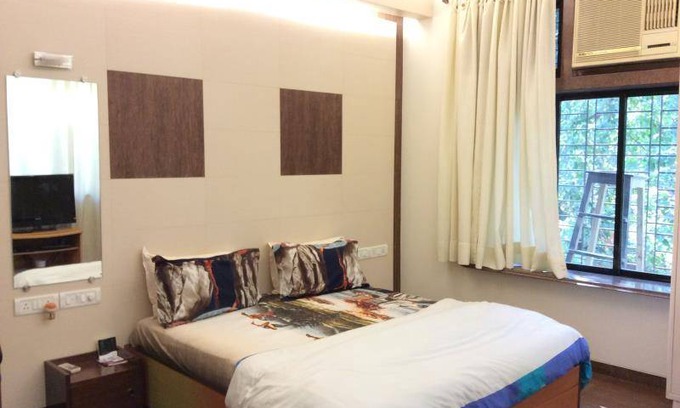 Prabhadevi Bed & Breakfast | 25 m² Bed and breakfast ∙ 4 guests