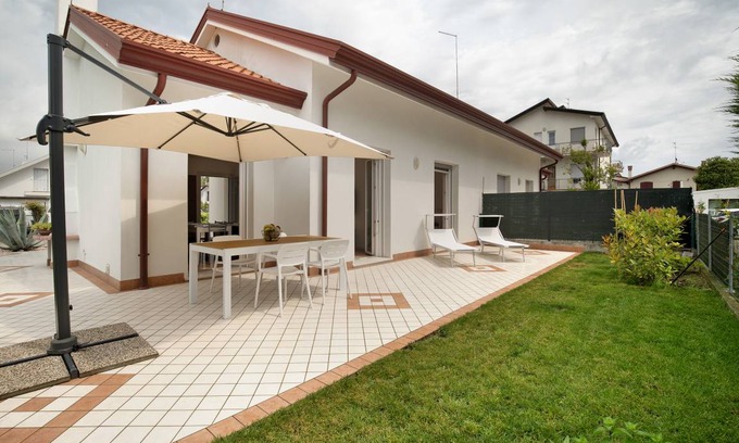 Lido di Jesolo Villa | 60 m² Villa ∙ 2 bedrooms ∙ 4 guests