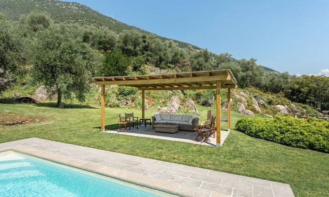 Vicopelago Villa | 700 m² Villa ∙ 5 bedrooms ∙ 10 guests