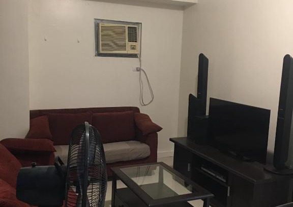 Barangay 670 Apartment | 8 Adriatico Tower Manila