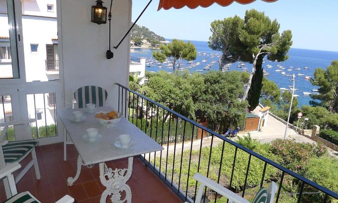Calella de Palafrugell Apartment | Apartment Sta- Agata
