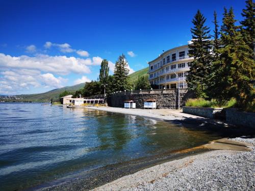 Kaputan Hotel | Blue Sevan Hotel