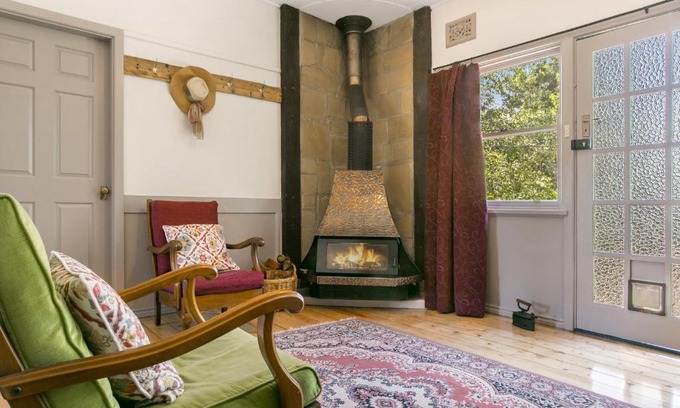 Katoomba House | Carinya Cottage