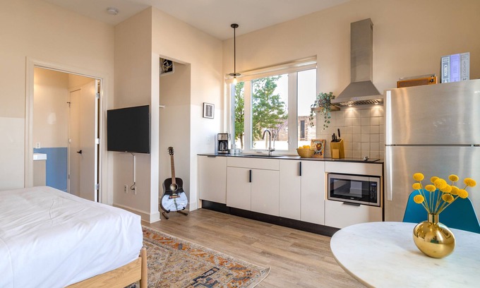 Buena Vista House | Conway Full B Buyout by AvantStay | Sleeps 30