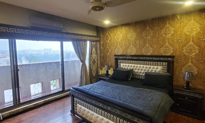 Rawalpindi Apartment | CosmoStay Islamabad, Bahria Town