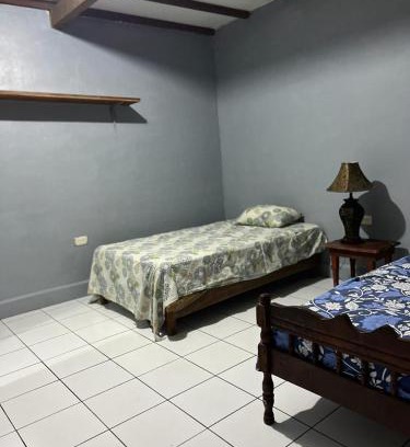 El Tunco Hotel | Hotel Pacific Surf Tunco Beach with AC best room Surf City