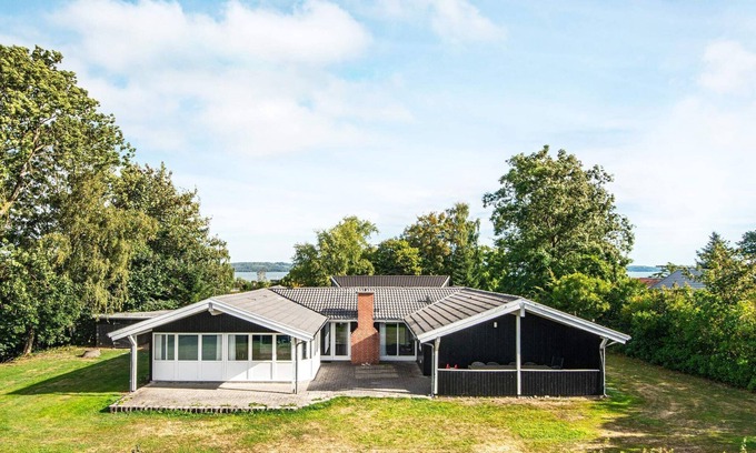 Hvidbjerg Strand House | Luxury Retreat by Beach - By Traum Ferienwohnungen