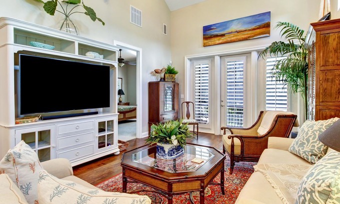 American Beach Apartment | Luxury Summerwoods Townhome- Short Walk to the Pristine Amelia Island Beach