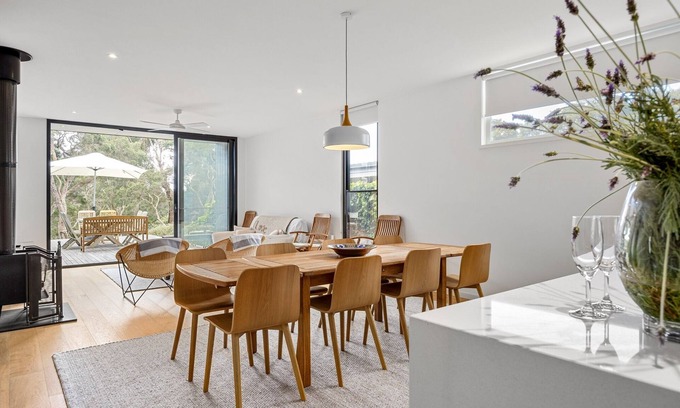 Portsea House | MODERN & STYLISH BEACH HOLIDAY RETREAT, ROYAL IN PORTSEA