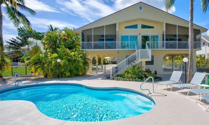 Marathon House | P82 - Sombrero Beach - 4 bedroom pool home with dock and private ramp.