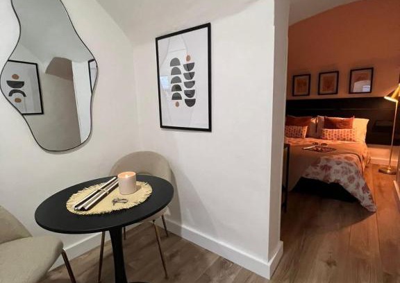 Taranto Bed & Breakfast | Roger's Room