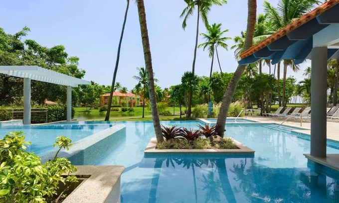 Candelero Abajo Hotel | Wyndham Palmas Beach & Golf Resort