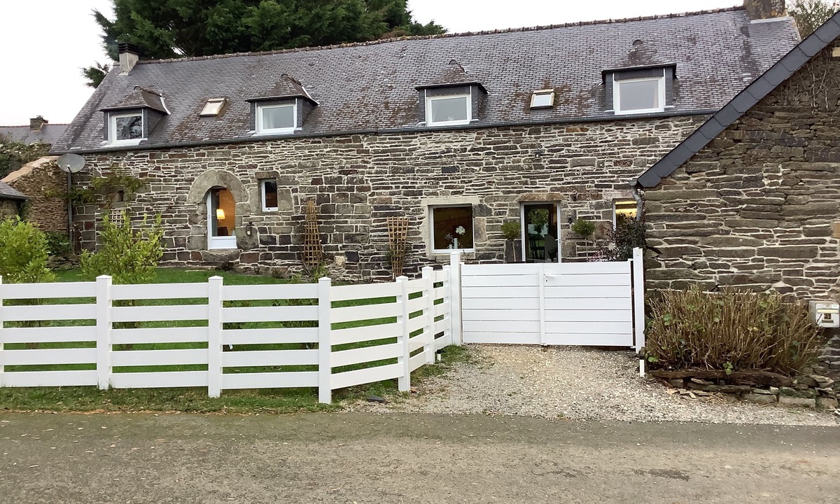 Trebrivan House | Rent house per week