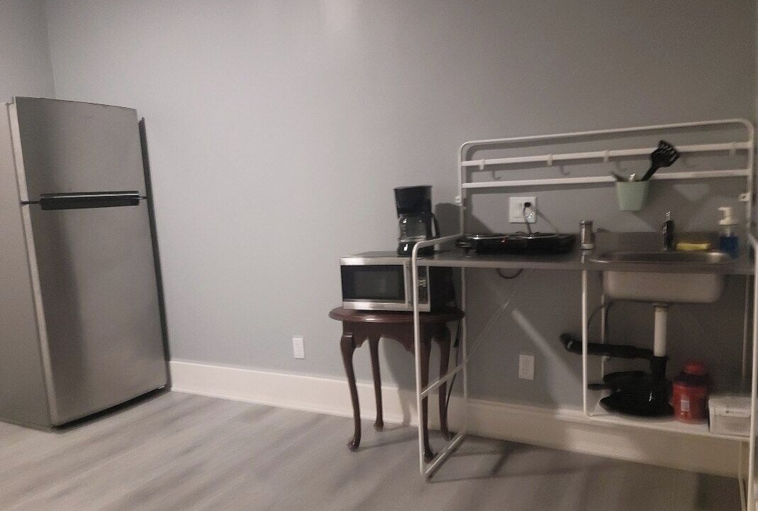 Mojave Apartment | Beautiful Mother in Law Unit suit w/Parking & Wifi