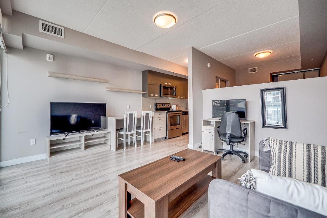 Waterloo Apartment | 1 Bedroom Condo in Waterloo